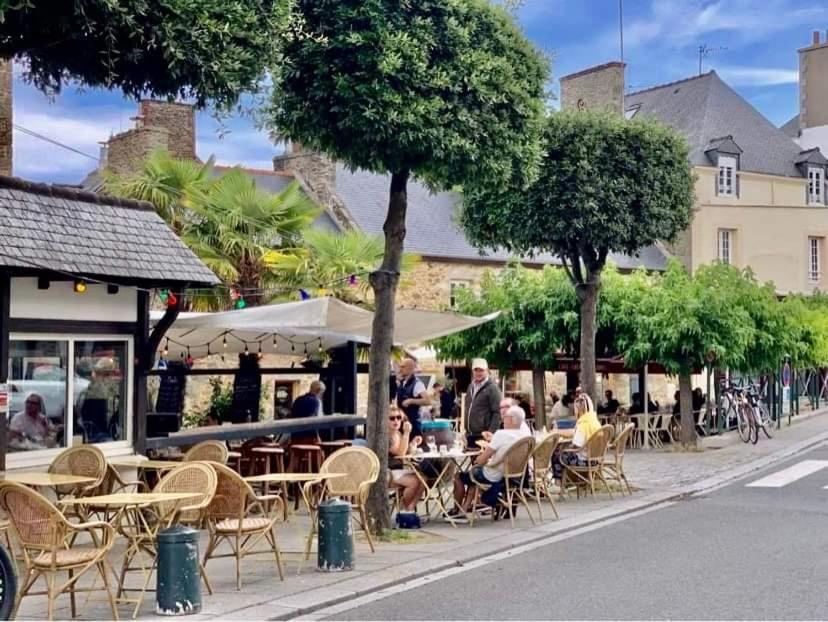 Appartement Cosy 1 Chambre Pour 2 Pers - Renove - Terrasse - Parking Dinard Buitenkant foto