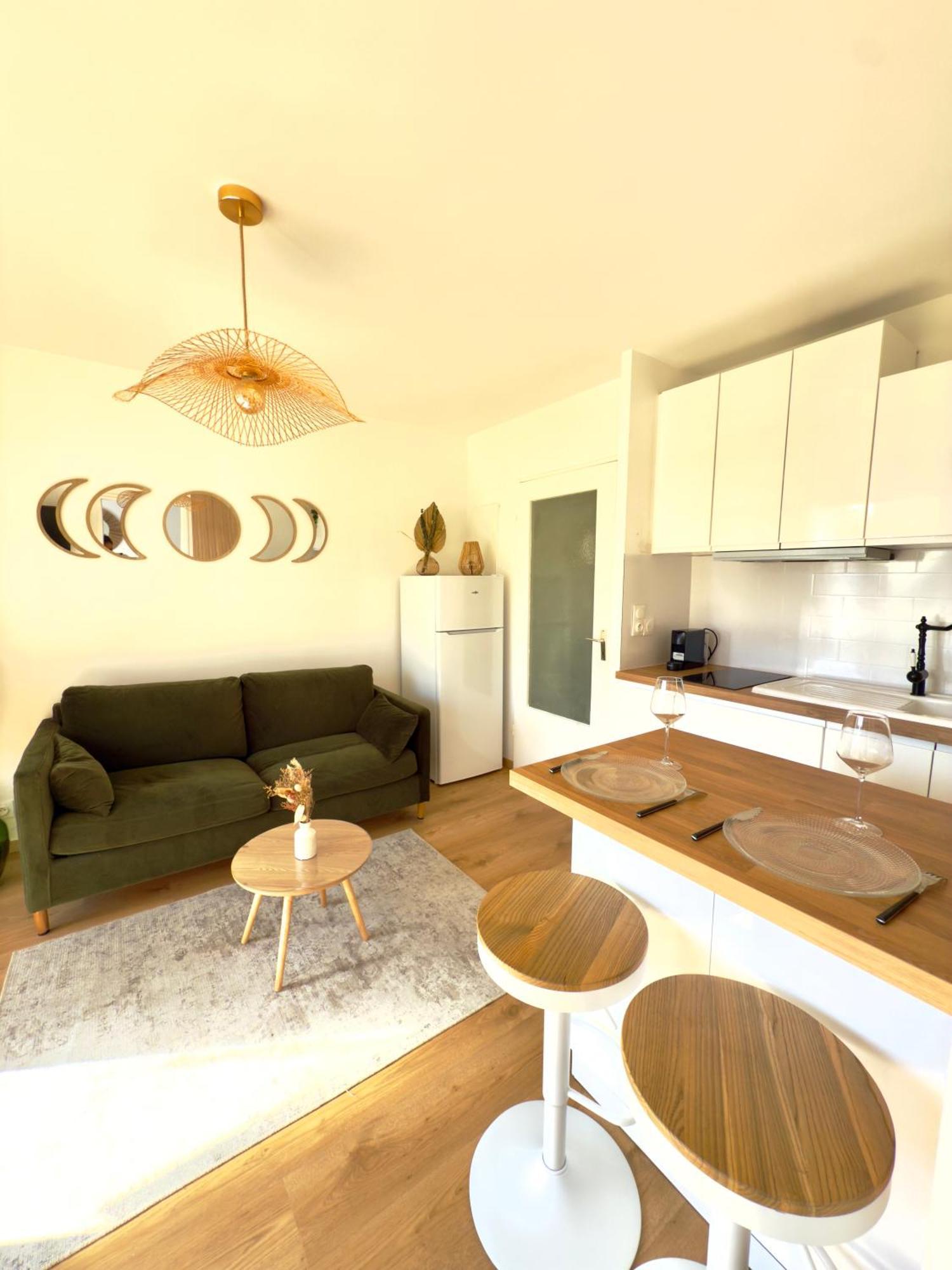 Appartement Cosy 1 Chambre Pour 2 Pers - Renove - Terrasse - Parking Dinard Buitenkant foto
